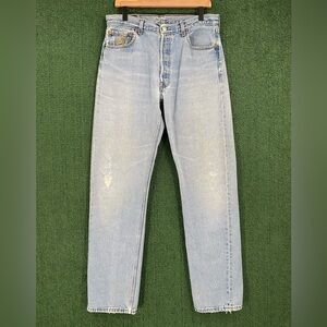 VTG 90’s Levi’s 501 XX Button Fly Whiskers Distressed Jeans Men’s SZ 32” Waist